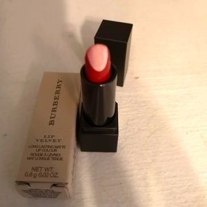 Burberry Lip Velvet in Military Red Mini size